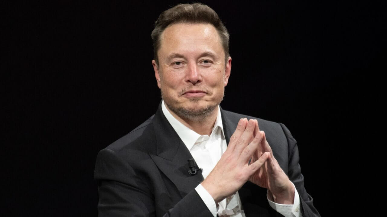 Elon Musk adelanta que su empresa de AI hará su primera presentación