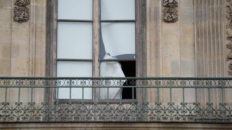 Paris,ñ,October,19,,2025:,French,Police,Crime,Scene,Technicians