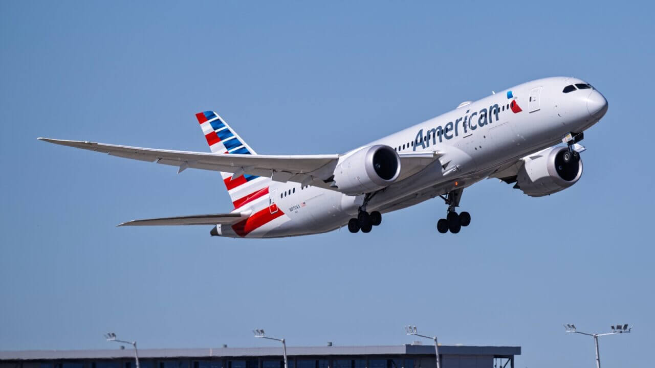 Sky,Harbor,Airport,11-2-2025,Phoenix,Az,Usa,American,Airlines,Boeing