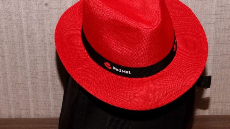 Red-Hat-sombrero