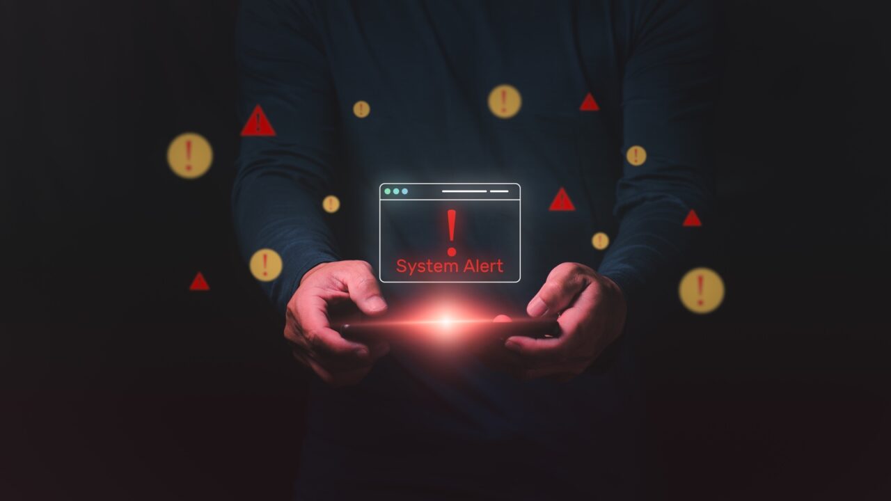 Cybersecurity,Alert,For,Operating,System,Failure,With,Intrusion,Detection,,Computer