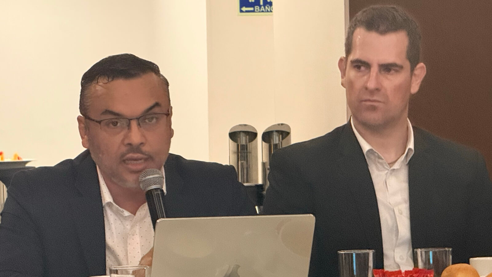 Amet-Novillo-tercer-aniversario-Mexdc