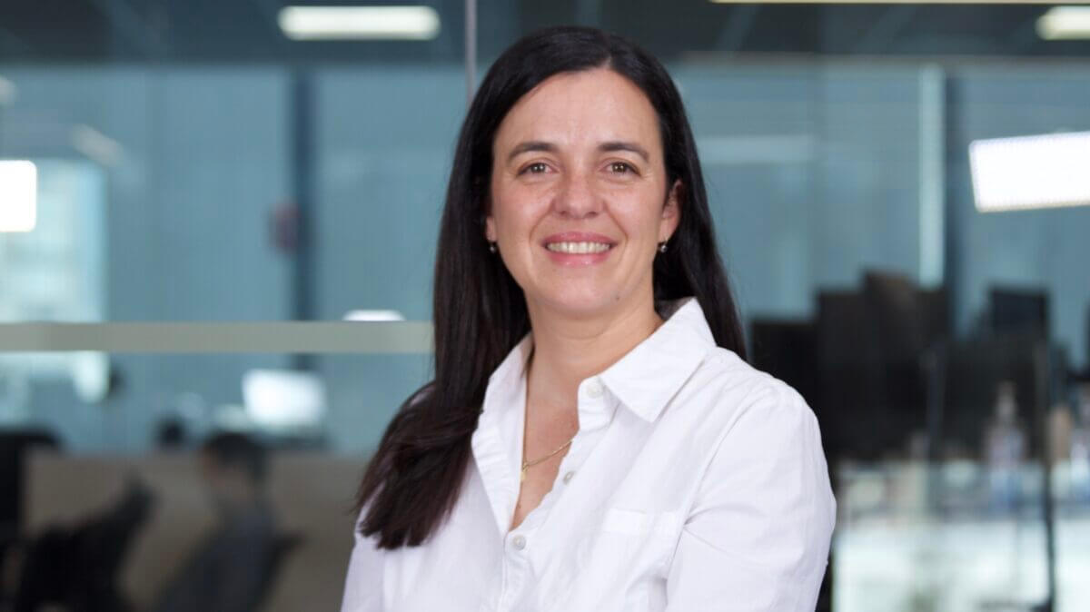 Inés Casares, nueva CEO de Wizeline, empresa líder en ingeniería de software con inteligencia artificial.