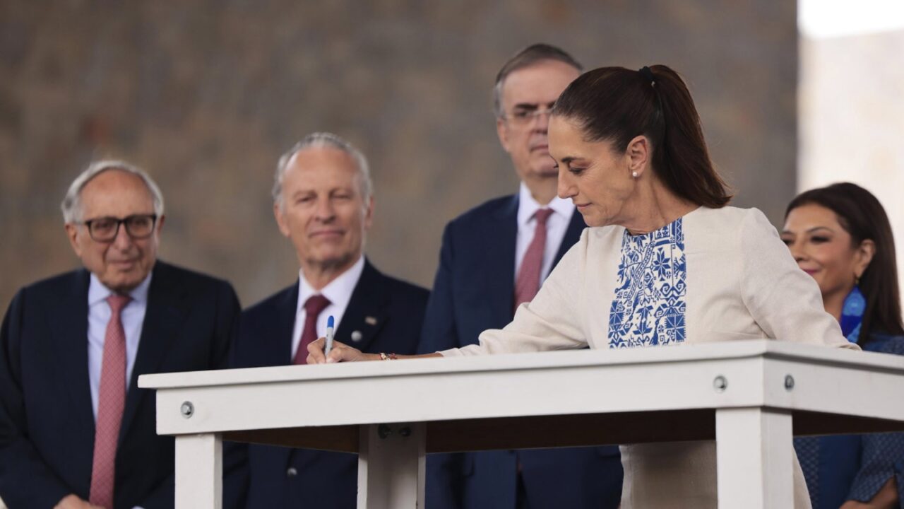 Sheinbaum-plan-mexico-firma