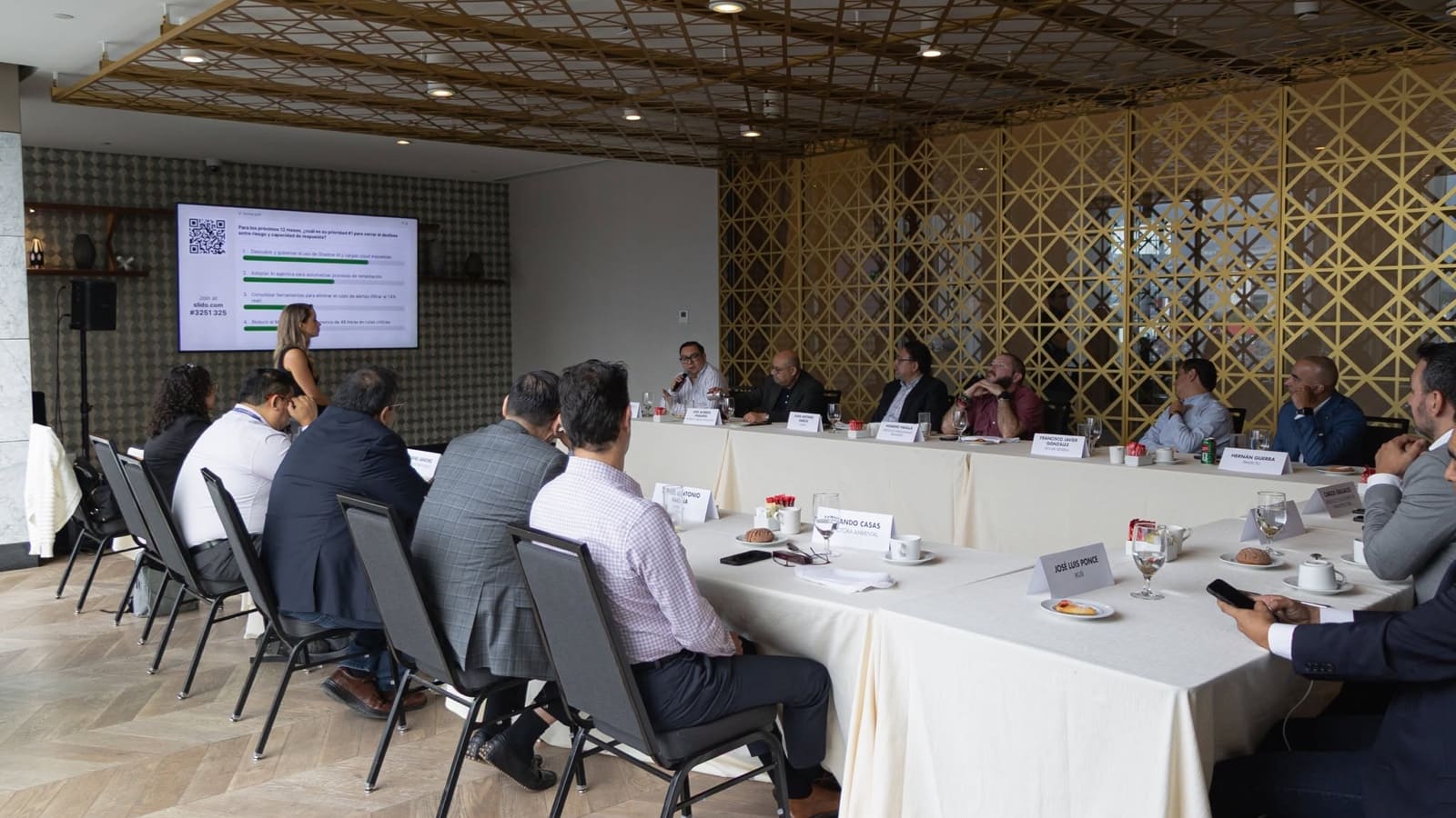 Líderes de IT analizan la remediación de vulnerabilidades en la mesa redonda de IT Masters Club Monterrey.