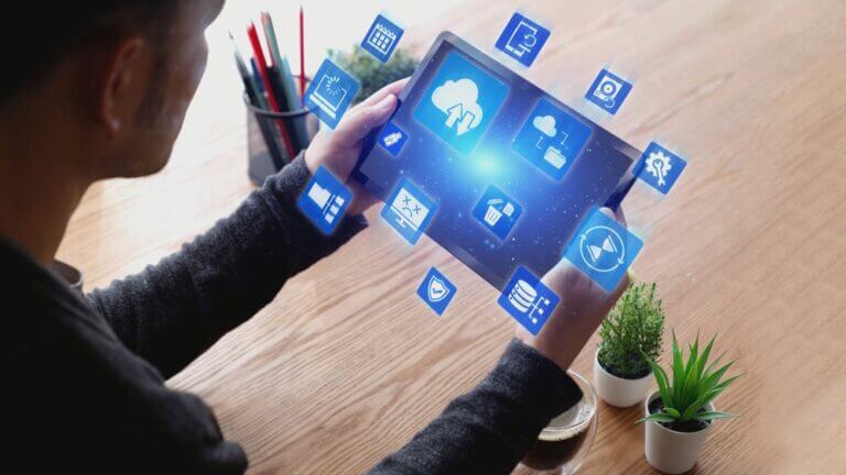 Cloud,Backup,System,Connects,Devices,Through,A,Secure,Data,Backup