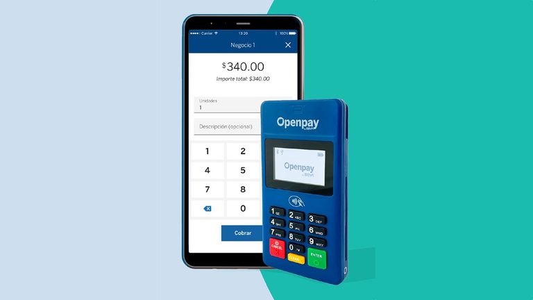 Terminal de cobro y smartphone con la app Openpay omnicanalidad IA para procesamiento de pagos digitales.